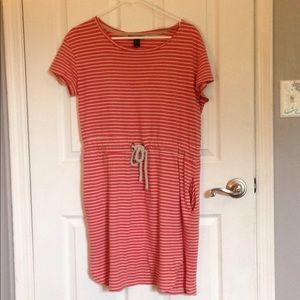 Striped dress with pockets
